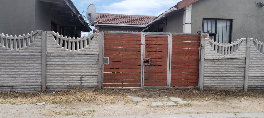 6 Bedroom Property for Sale in Langa Western Cape